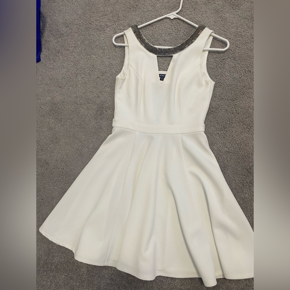 Very good condition, worn once